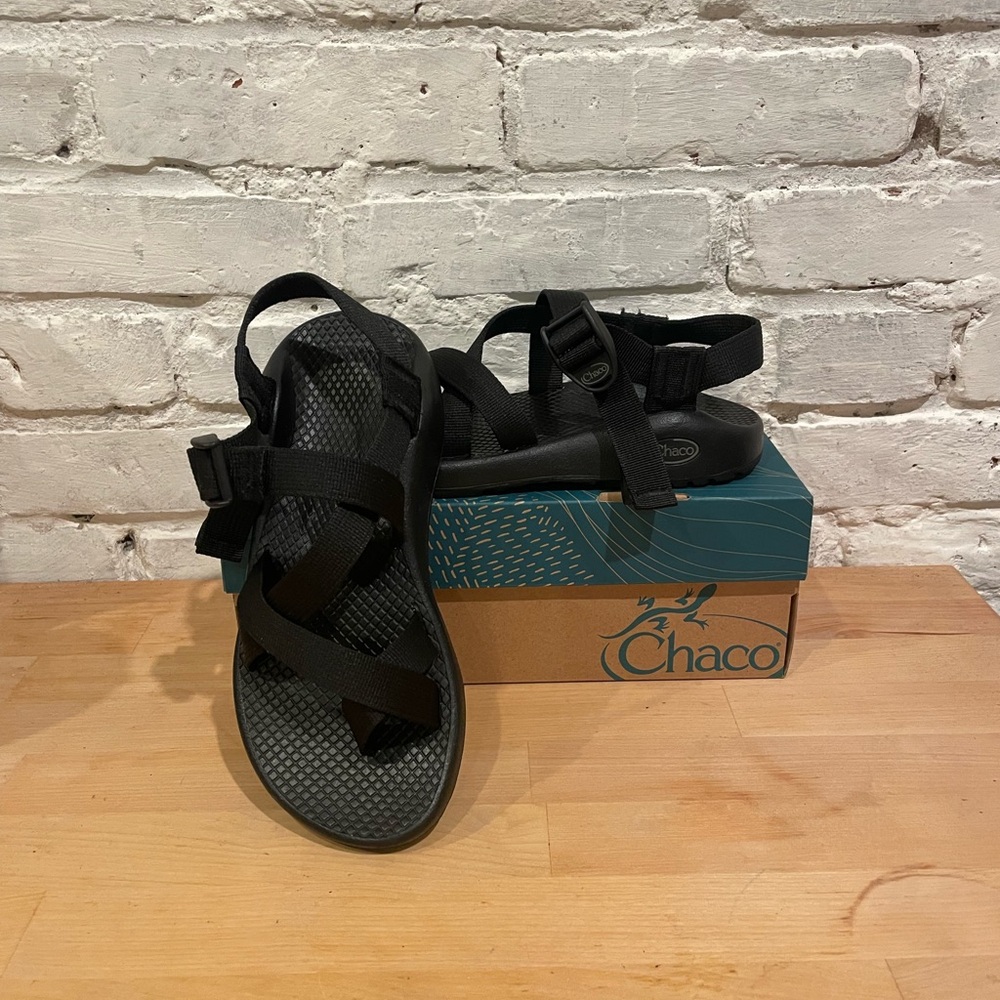 Chaco Women's Z/2 Adjustable Strap Classic Sandal Black